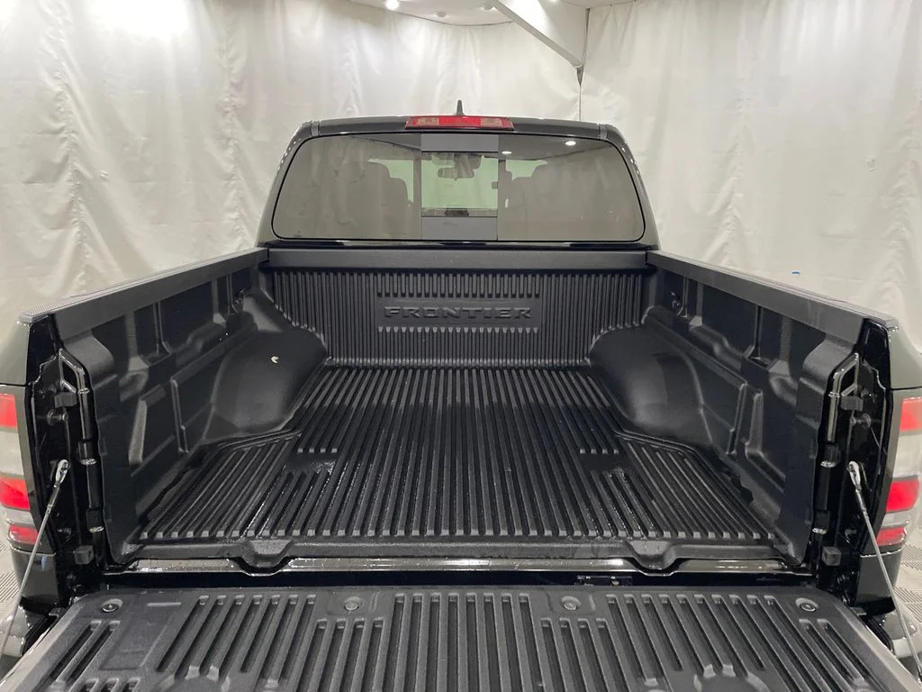 New 2026 Super Black Nissan Crew Cab SV image 7