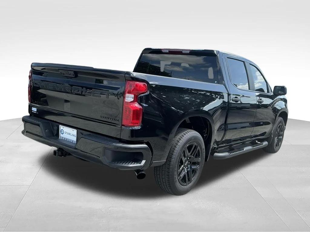 Used 2026 Black Chevrolet Custom image 5