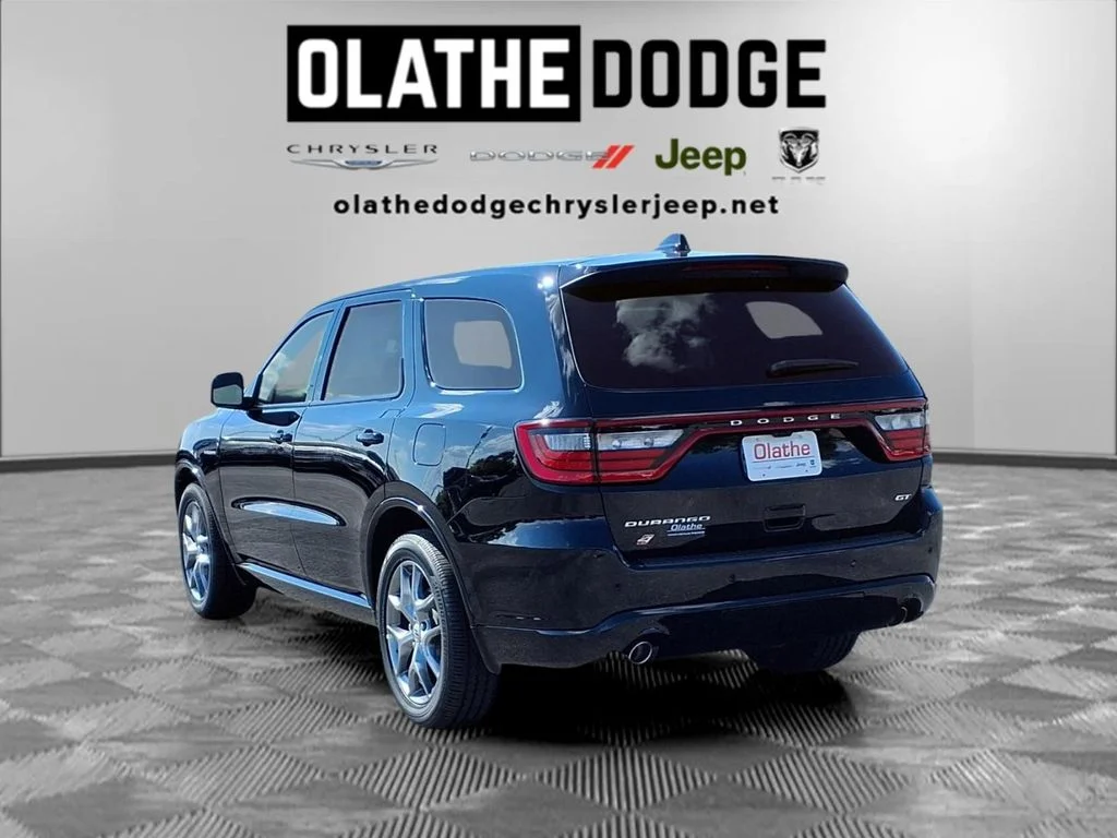 New 2027 Pitch-Black Exterior Paint Dodge GT image 3