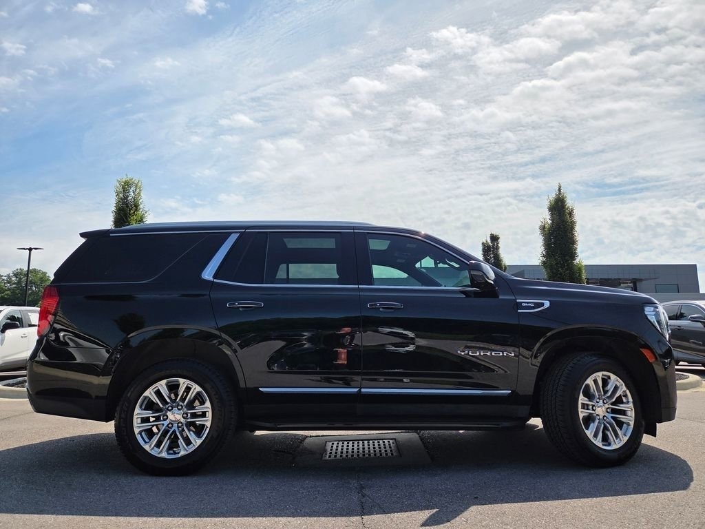 Used 2023 Onyx Black GMC SLT image 31
