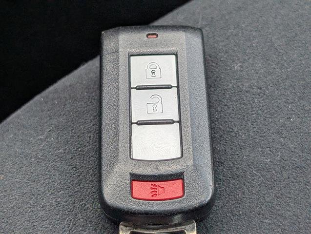 Used 2024 Mercury Gray Metallic Mitsubishi S image 30