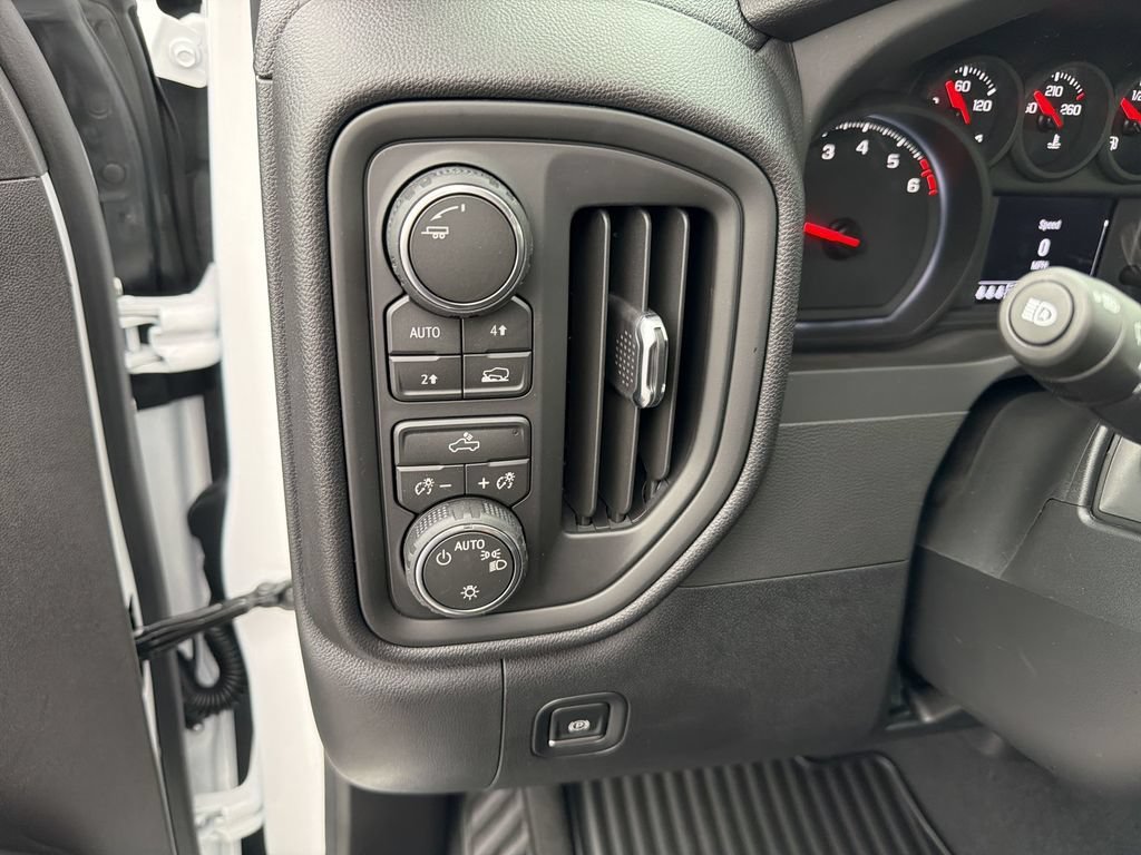 2026 Chevrolet Silverado 1500 Custom - Photo 14