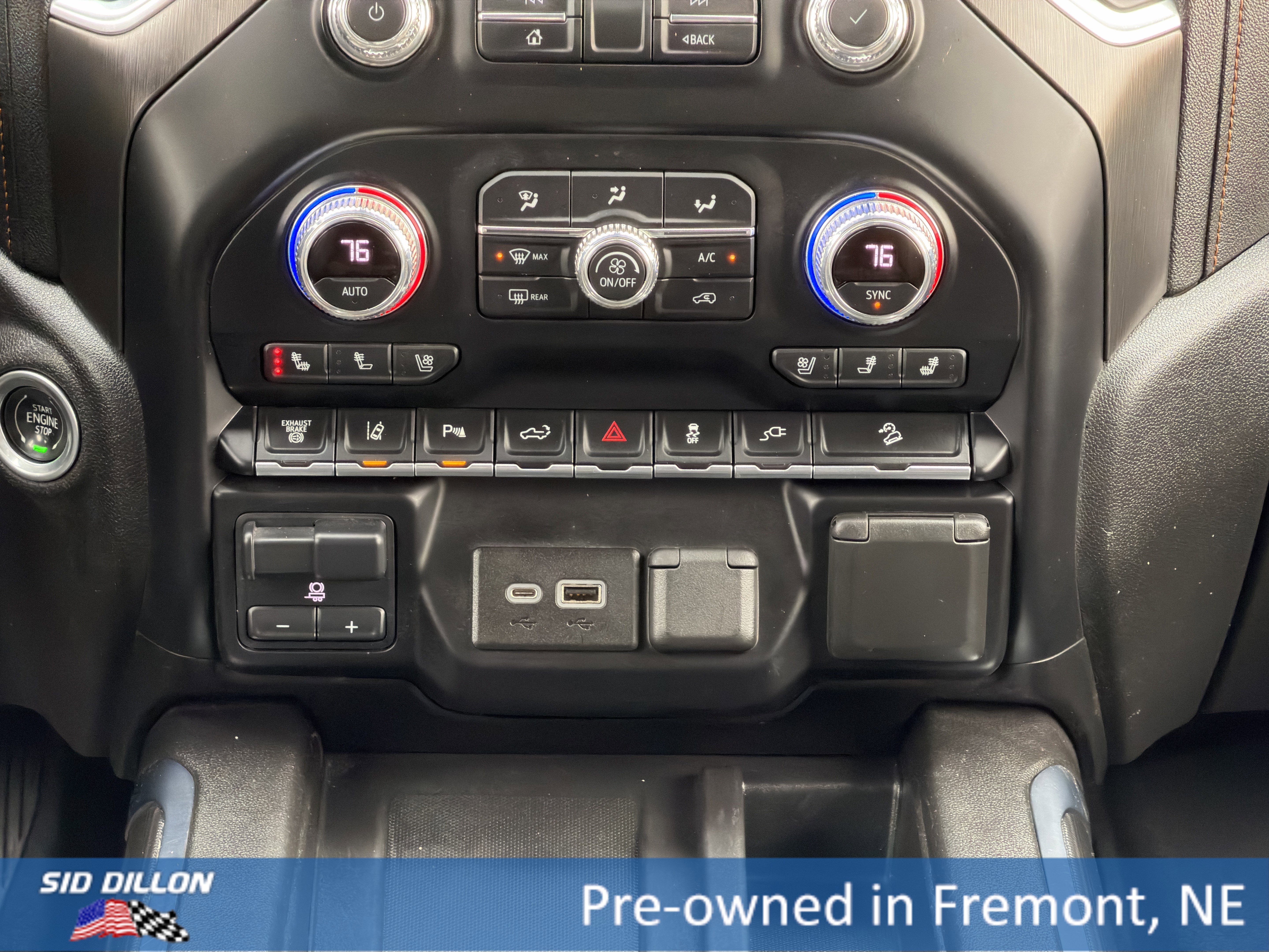2021 GMC Sierra 2500HD AT4 - Photo 13