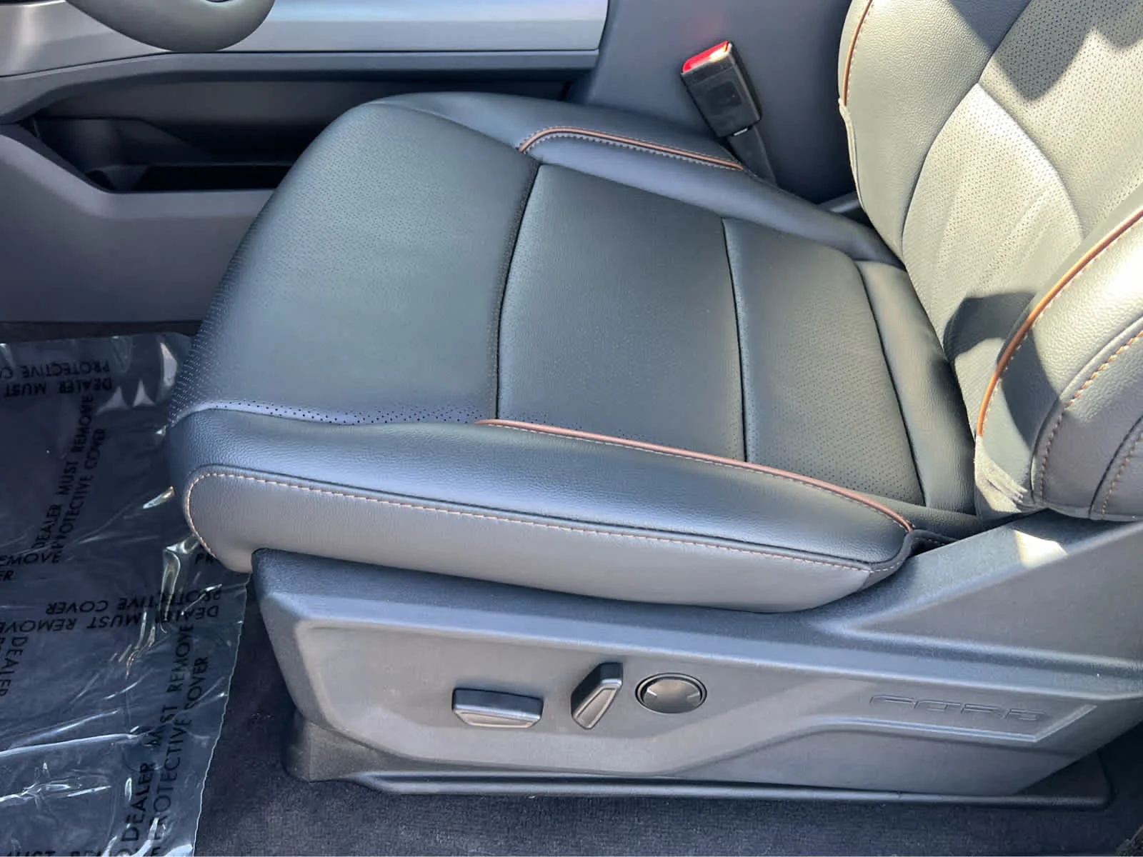 New 2026 Avalanche Ford F-350® Lariat® image 31