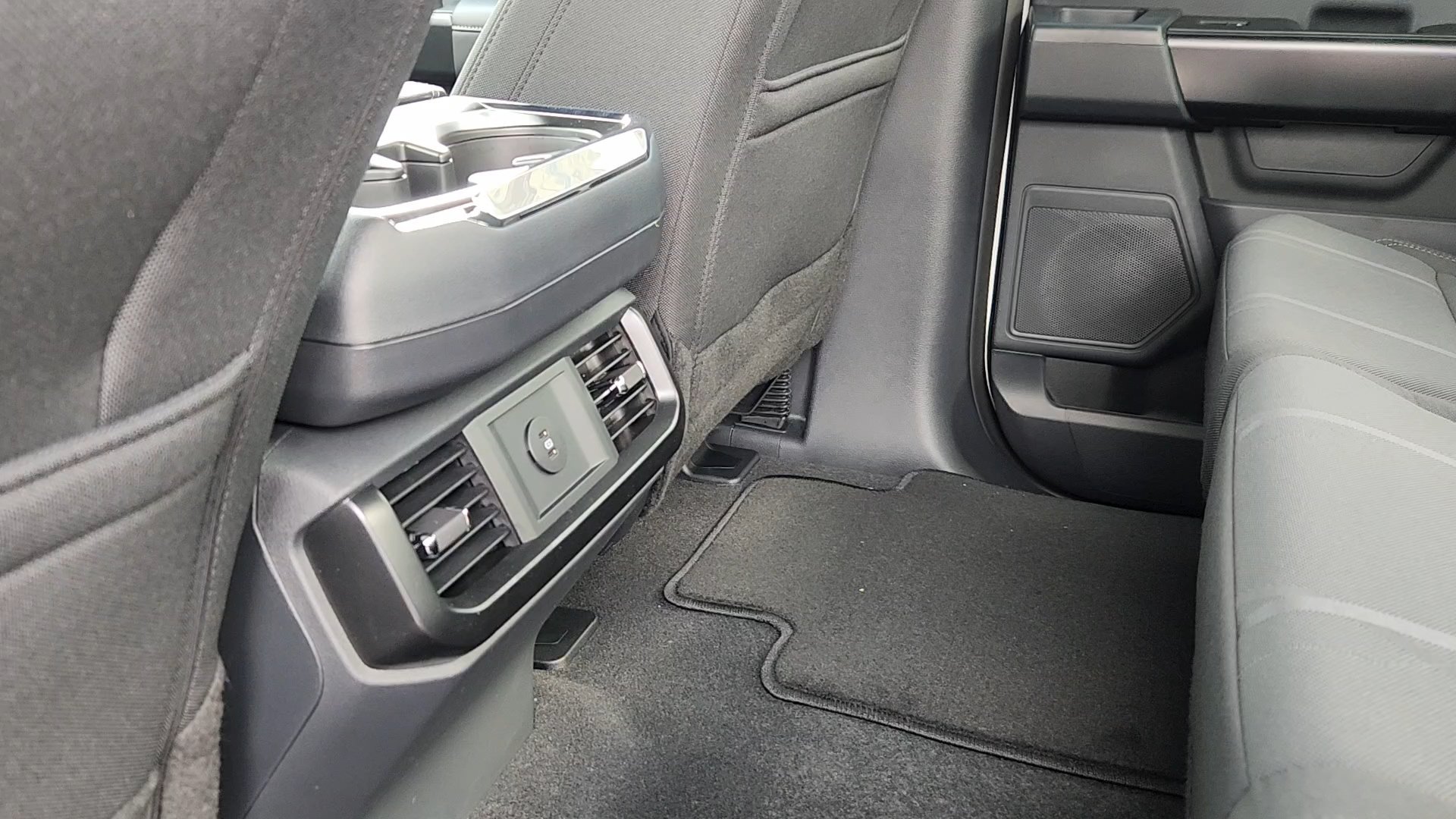 New 2026 Oxford White Ford STX image 33