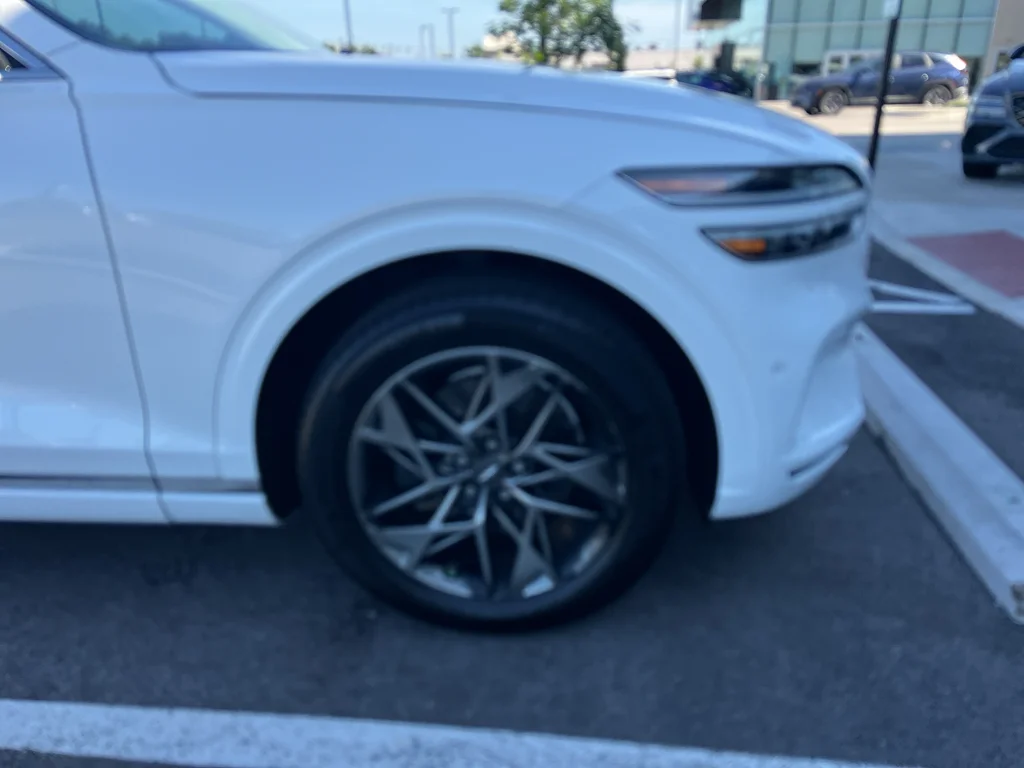 Used 2022 Uyuni White Genesis 2.5T image 4