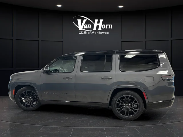 Used 2024 Baltic Gray Metallic Clearcoat Jeep Series III image 6