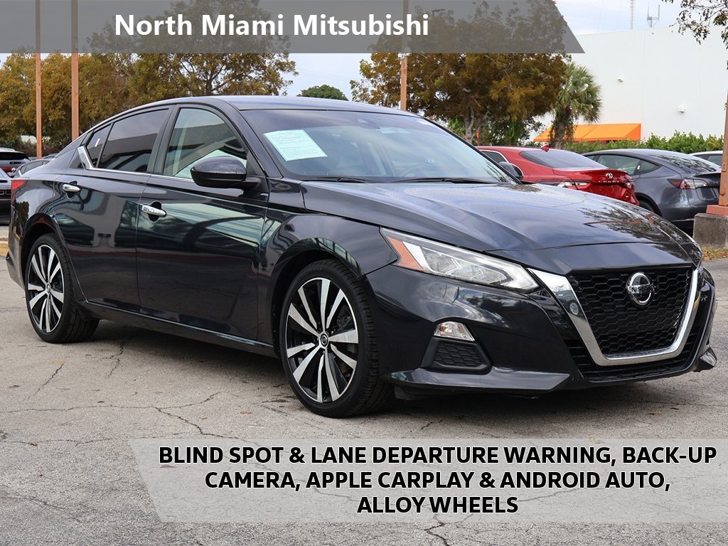 2022 Nissan Altima SV