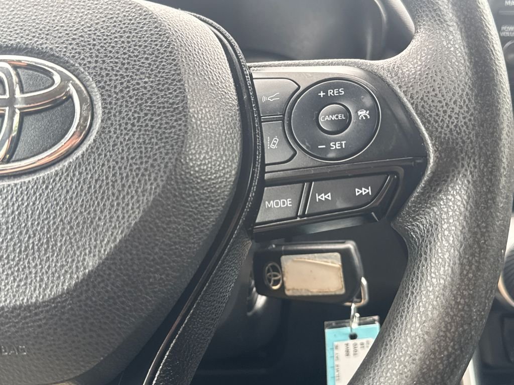 Used 2019 Silver Toyota LE image 20