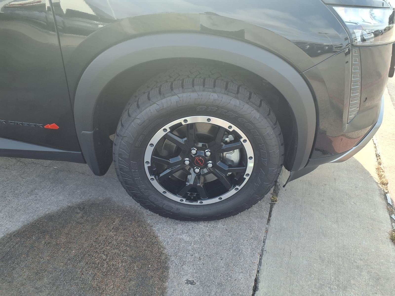 2026 Nissan Pathfinder Rock Creek® Black at Robbins Nissan