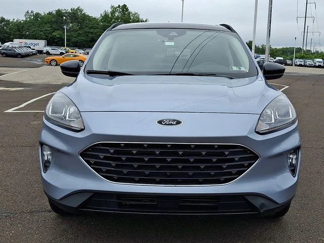 Used 2022 Blue Ford SEL image 2