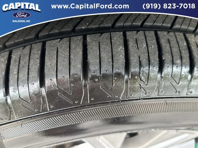 Used 2023 White Ford XLT image 14