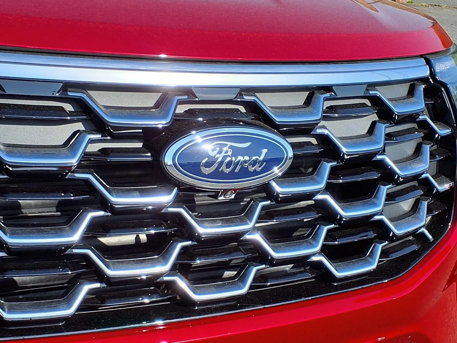 Used 2026 Rapid Red Metallic Tinted Clearcoat Ford Platinum image 13