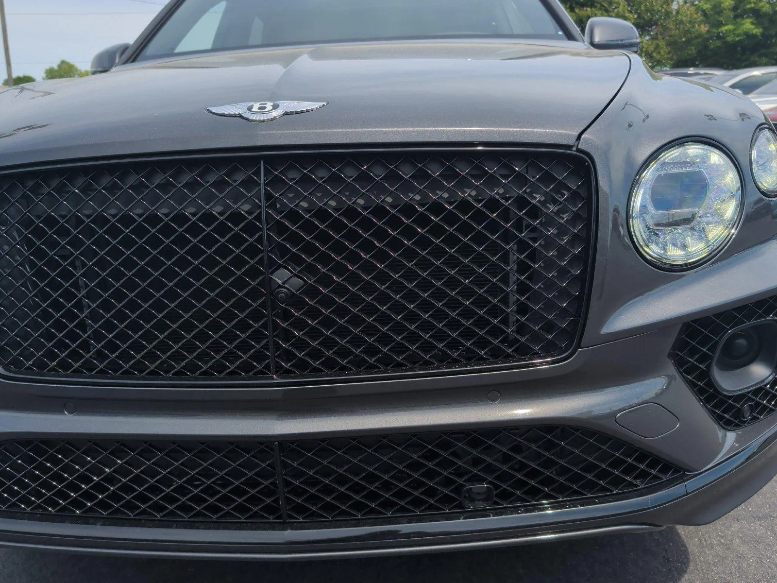 Used 2022  Bentley V8 image 19