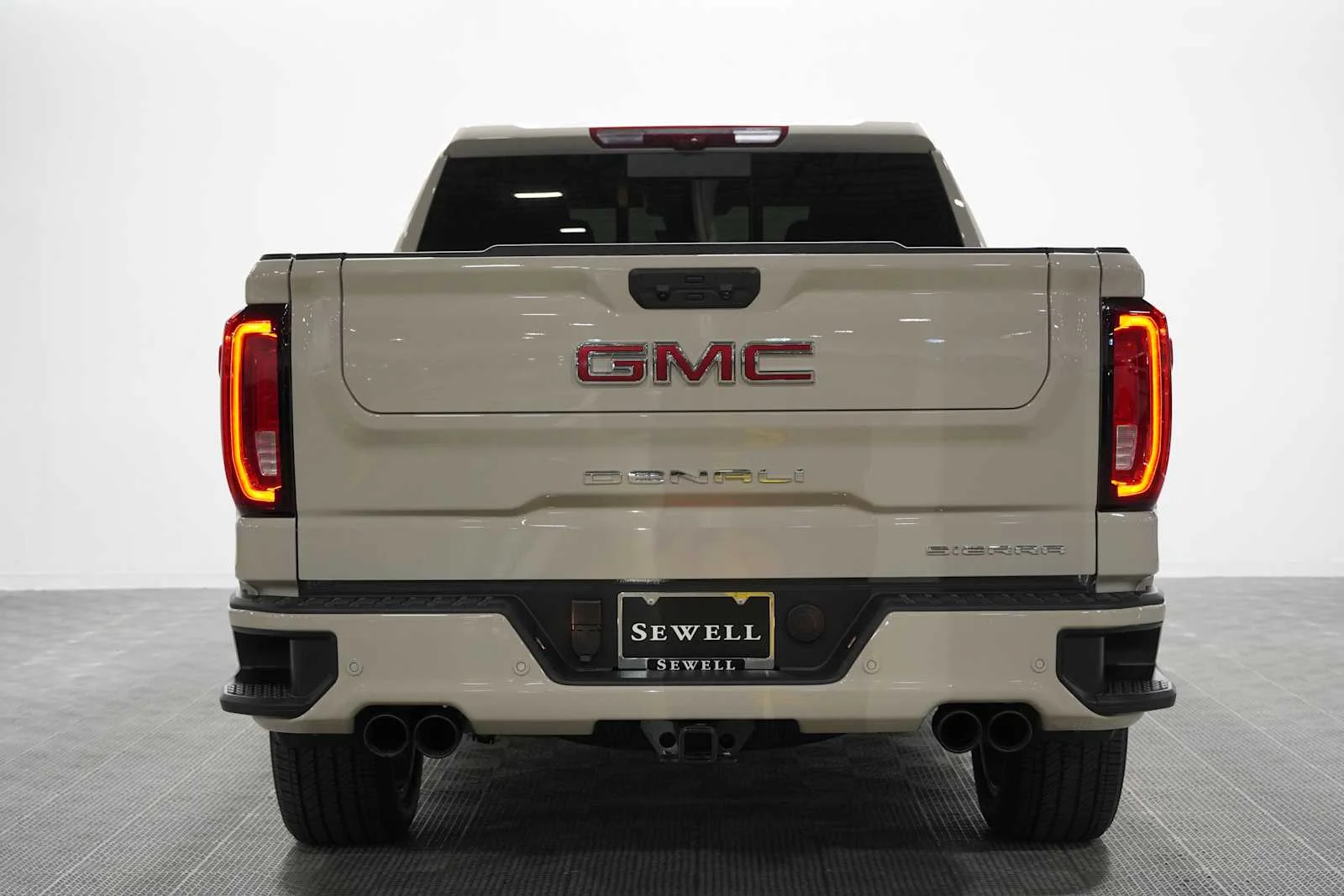 Used 2026 Coastal Dune GMC Denali image 5