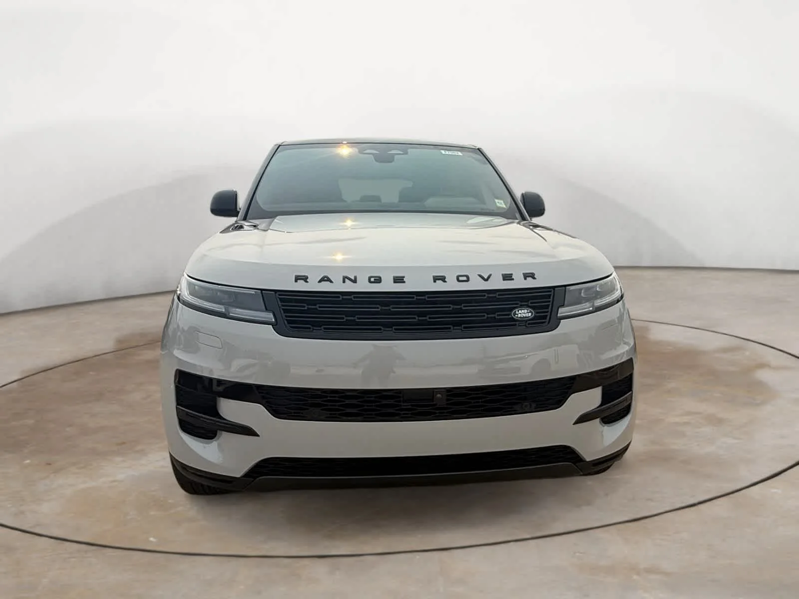 New 2026 Borasco Grey Land Rover SE image 8