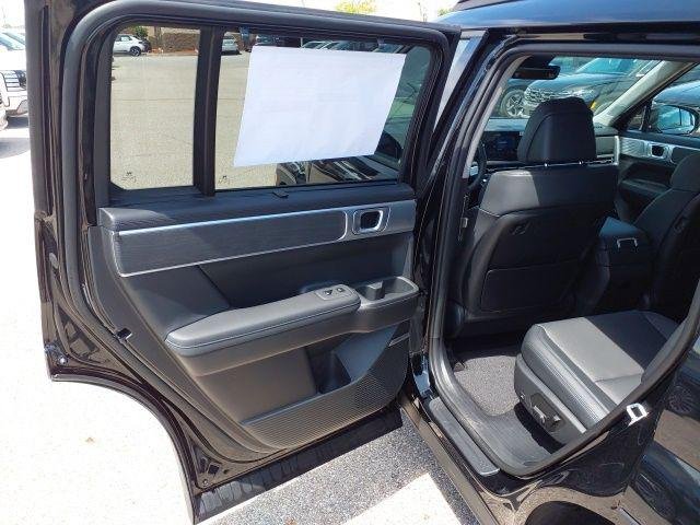 New 2026 Phantom Black Hyundai Limited image 31