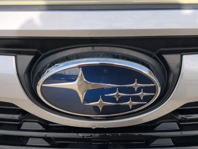 Used 2021 Green Subaru Premium image 39