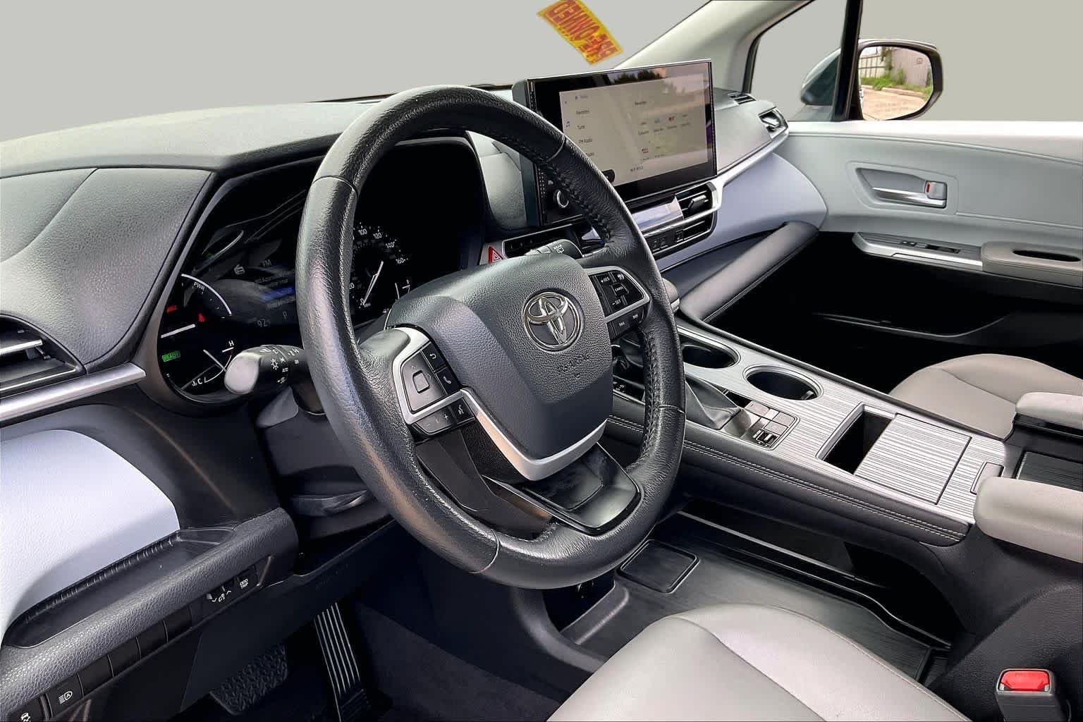 Used 2025 MAGNETIC GRAY METALLIC Toyota XLE Autono-MaaS image 16