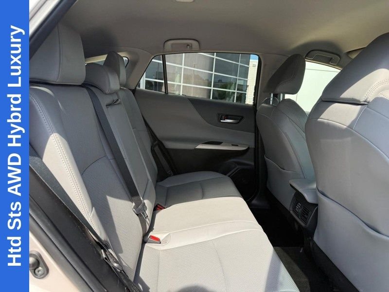 Used 2021 Titanium Toyota XLE image 12