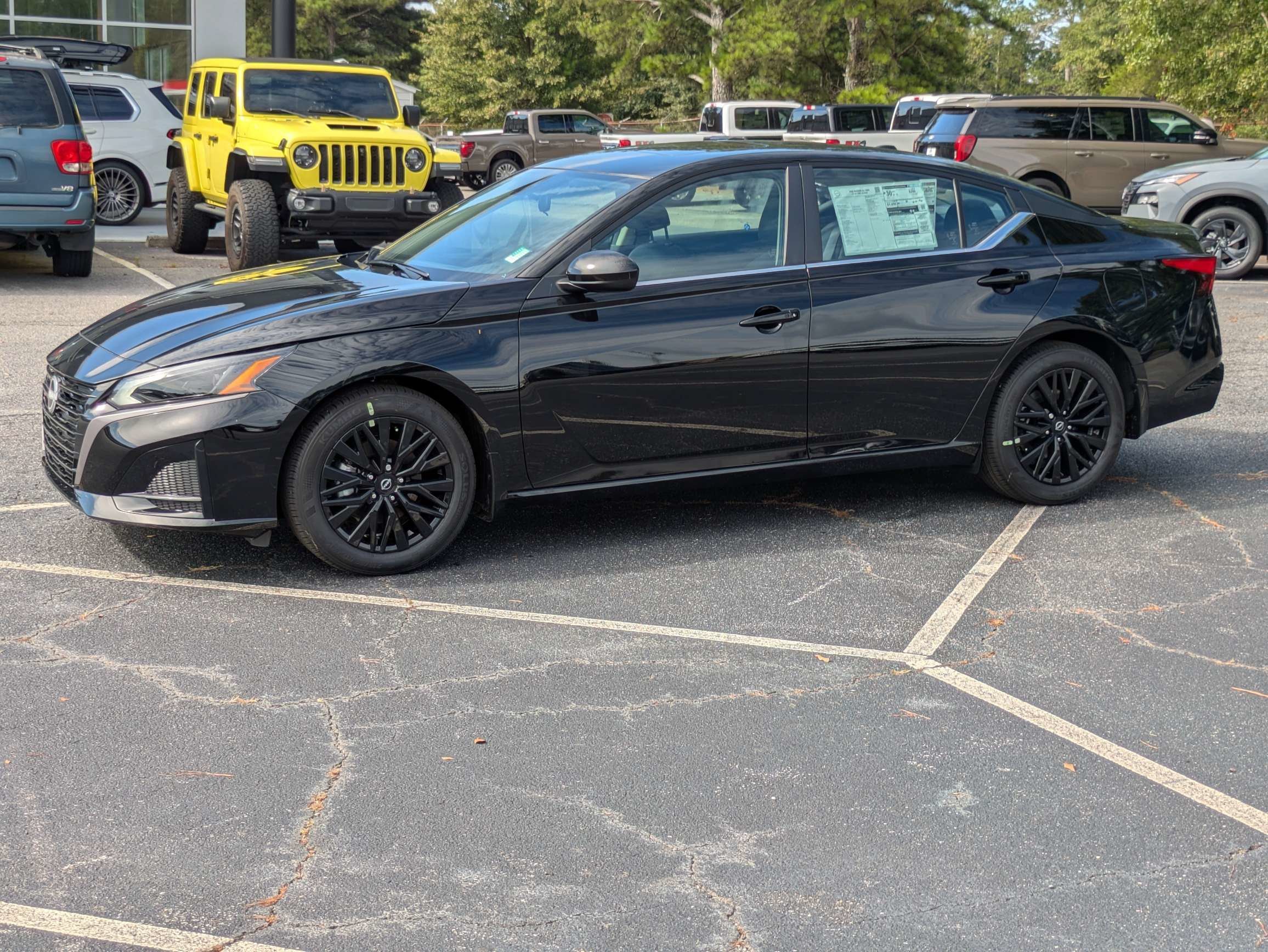 New 2026 Black Nissan 2.5 SV image 4