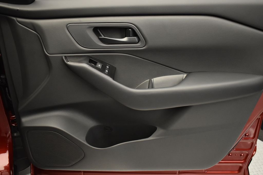 2026 Nissan Rogue S - Photo 21