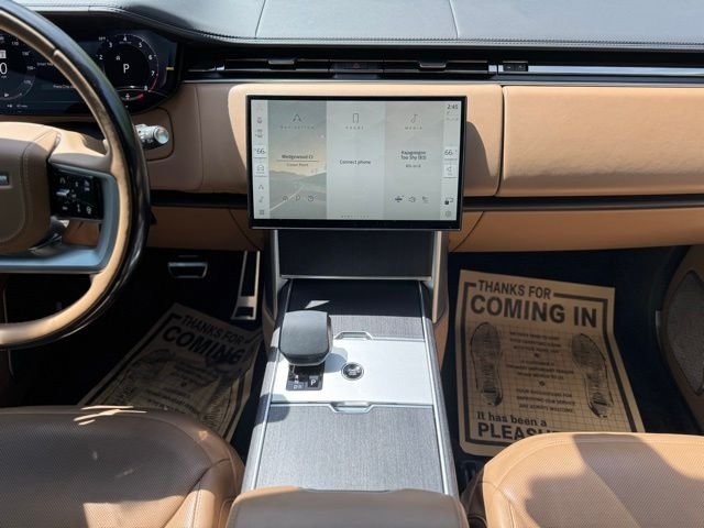 Used 2024 Carpathian Gray Premium Metallic Land Rover Autobiography image 27