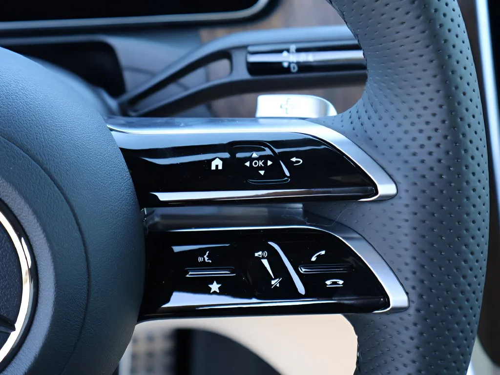 New 2026 Graphite Gray Metallic Mercedes-Benz CLE 300 image 33