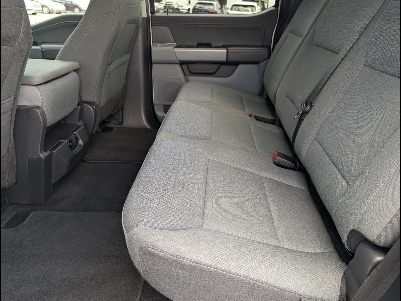 2025 Ford F-150 XLT - Photo 13