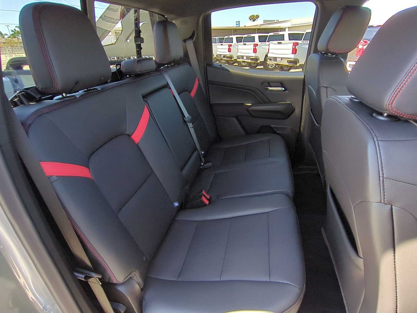 2026 Chevrolet Colorado Z71 - Photo 26