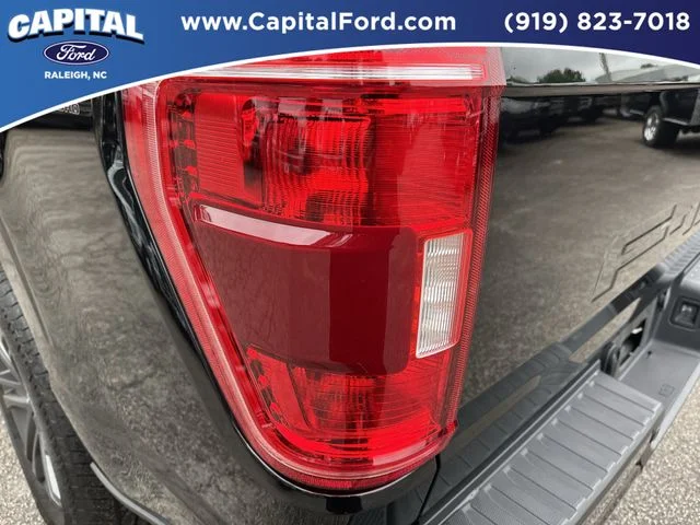 Used 2023 Black Ford XLT image 15