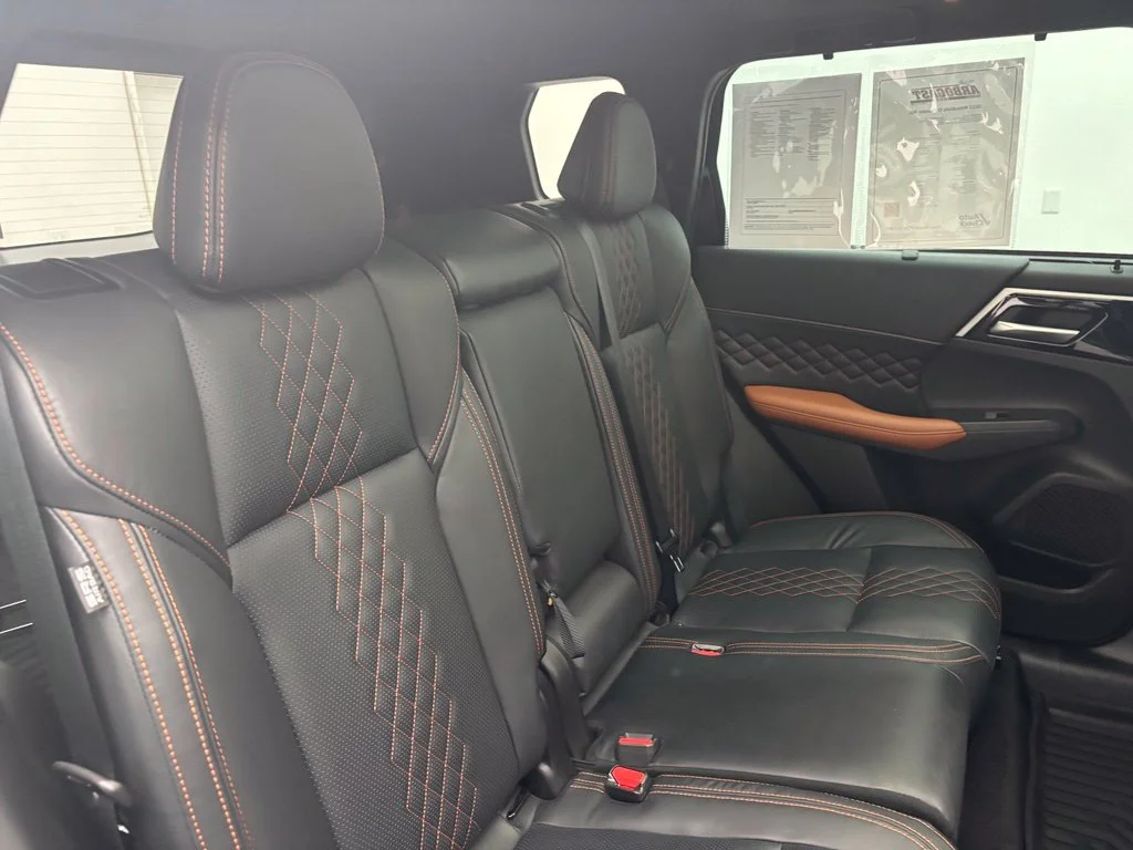 Used 2022 Black Mitsubishi SEL image 46