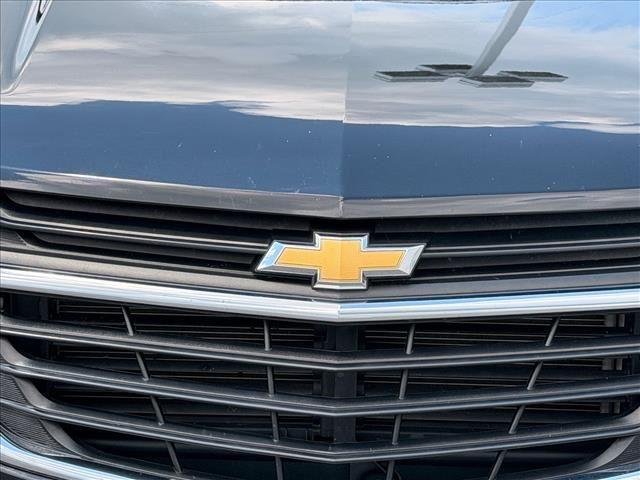 Used 2021 Mosaic Black Metallic Chevrolet LT image 3