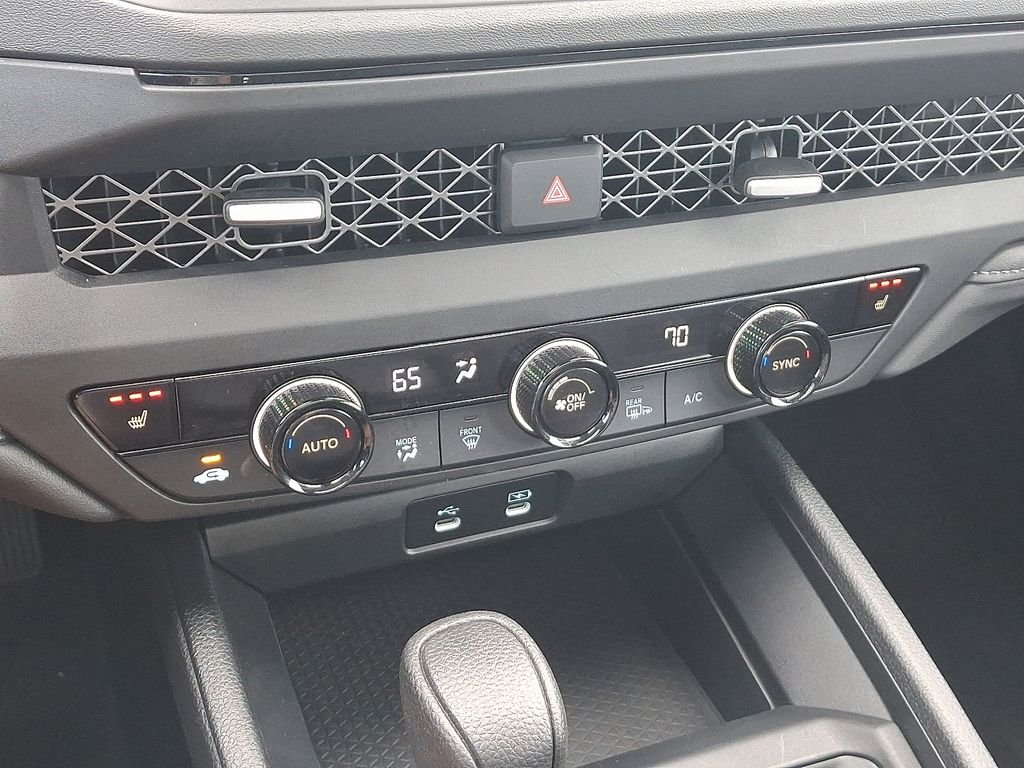 2025 Honda Accord SE - Photo 17