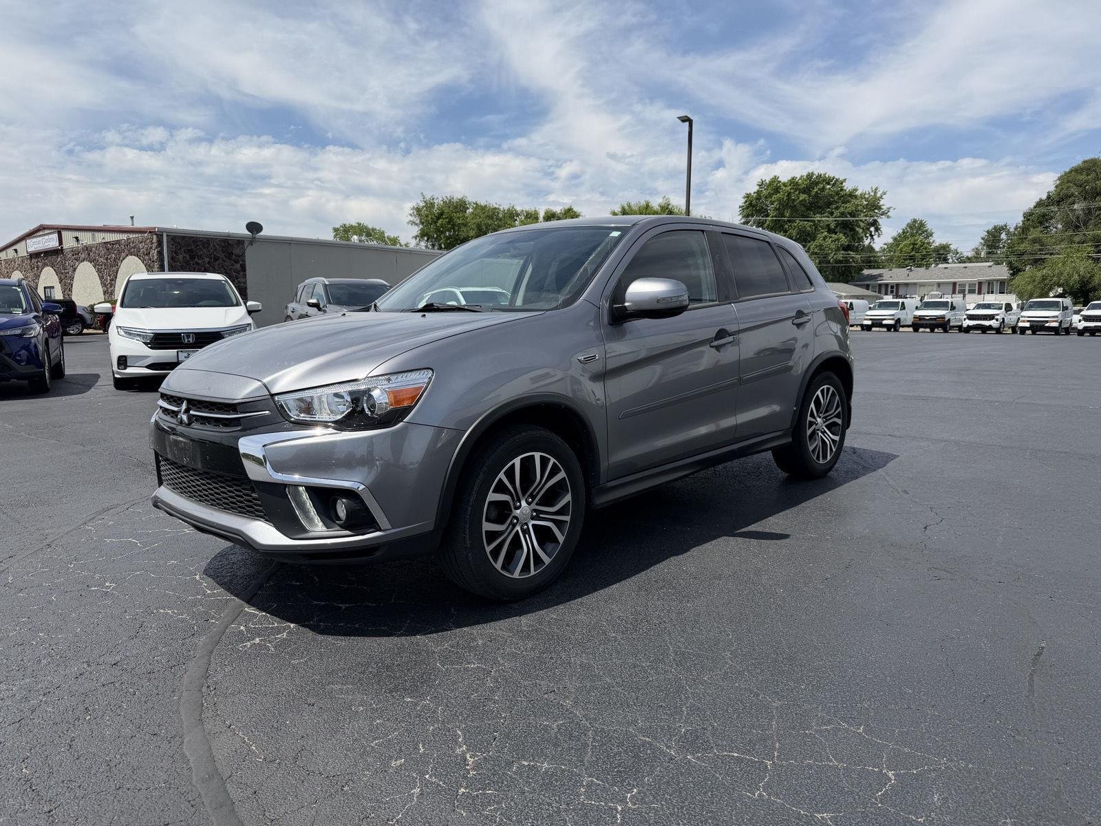 2018 Mitsubishi Outlander Sport 2.4 SE AWC CVT's photo