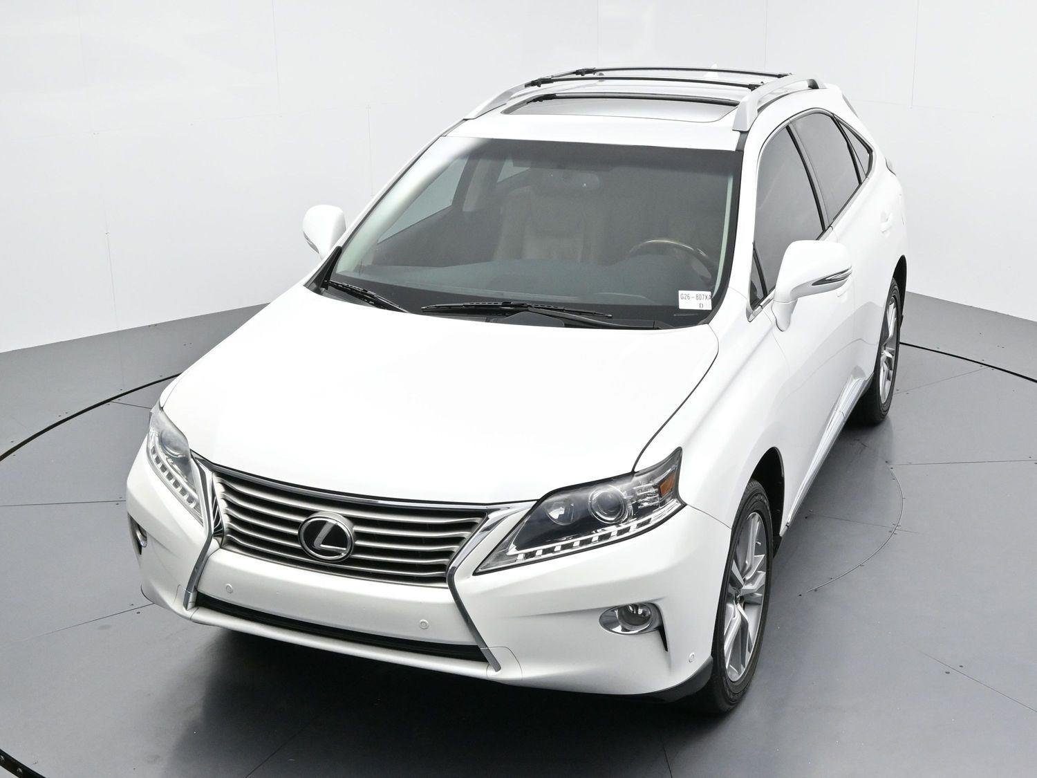 Used 2015 Starfire Pearl Lexus Base image 36