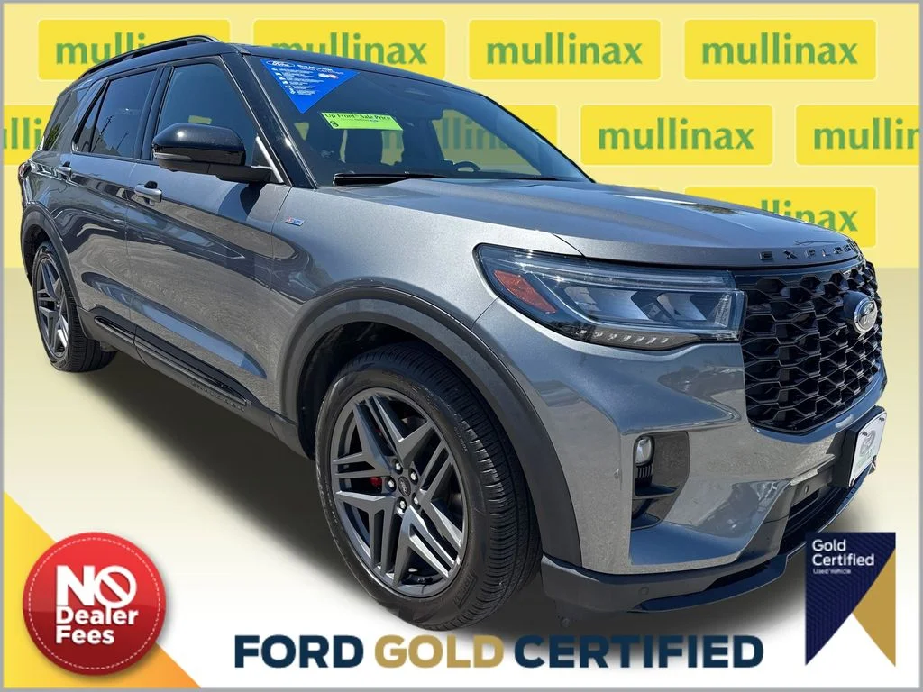 2025 Ford Explorer ST-LINE RWD (PL535)'s photo