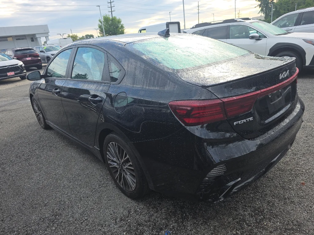 Used 2023 Aurora Black Pearl Kia GT-Line image 4