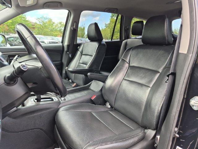 2017 Honda Pilot EX-L - Photo 11