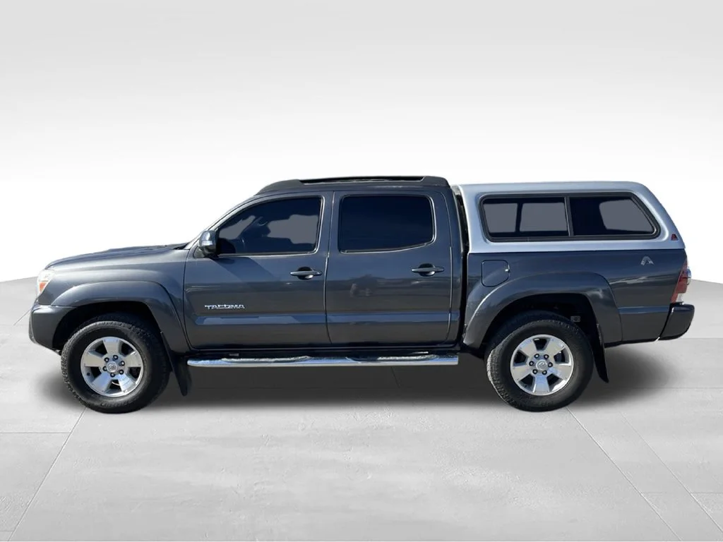 Used 2015 Gray Toyota PreRunner image 8