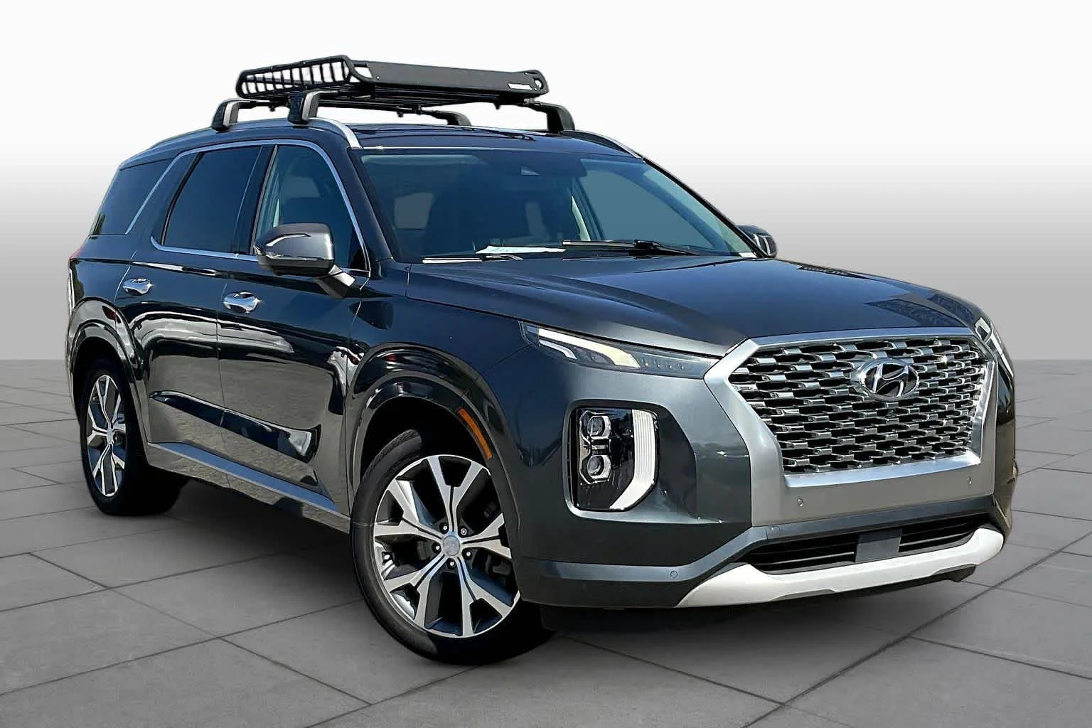 Used 2022 Steel Graphite Hyundai Limited image 5