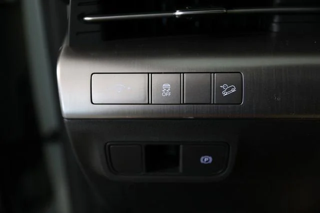 Used 2026 Green Hyundai SEL Sport image 10