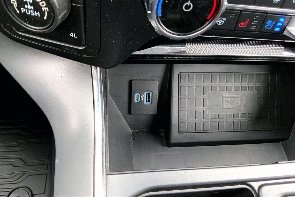 Used 2022 Gray Ford Lariat image 17