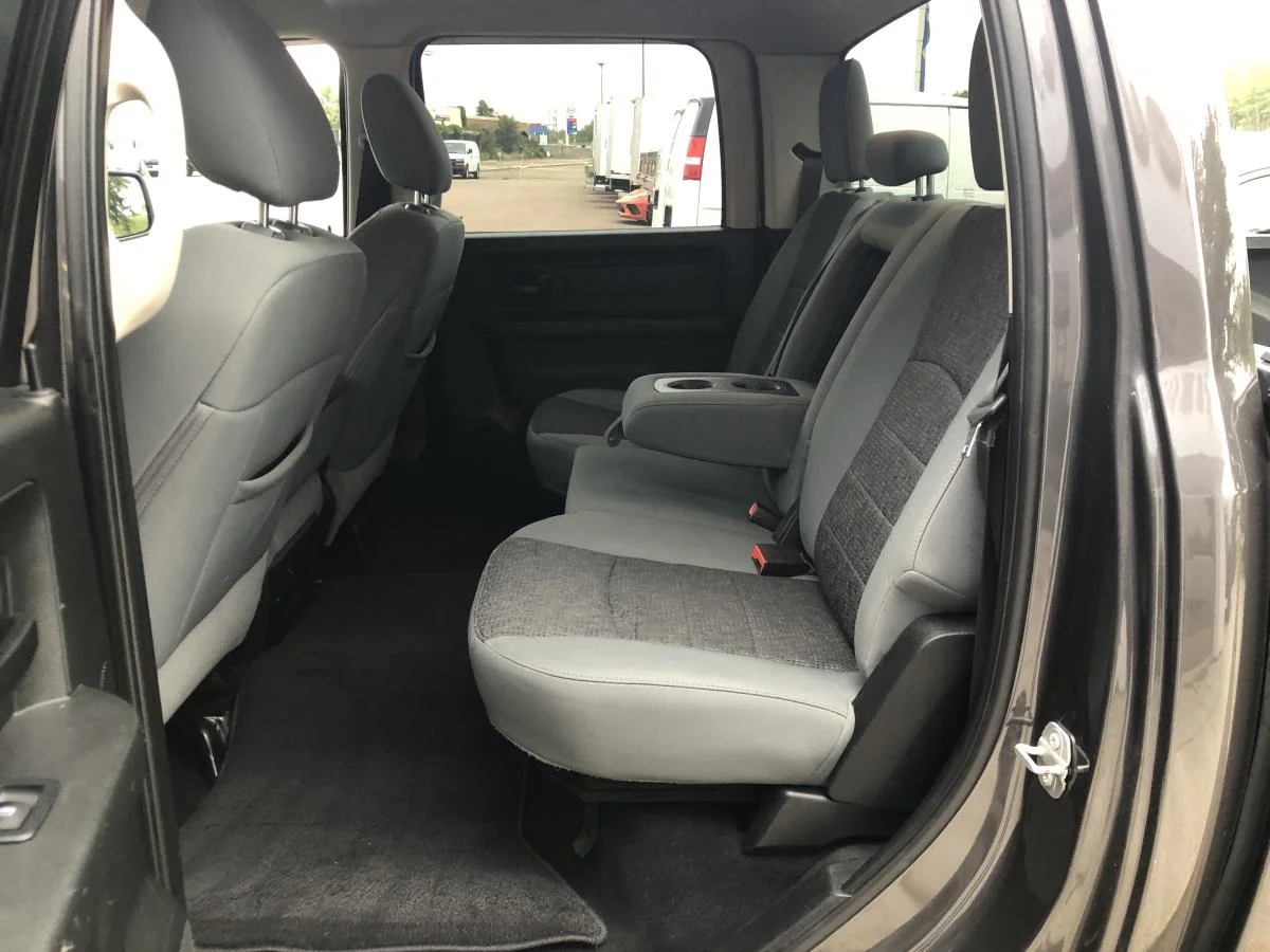 Used 2020 Grey RAM Express 4x4 Crew Cab image 16
