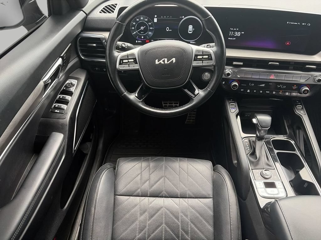 Used 2024  Kia SX X-Pro image 11