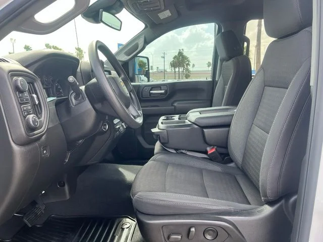 Used 2025 White Chevrolet Custom image 19