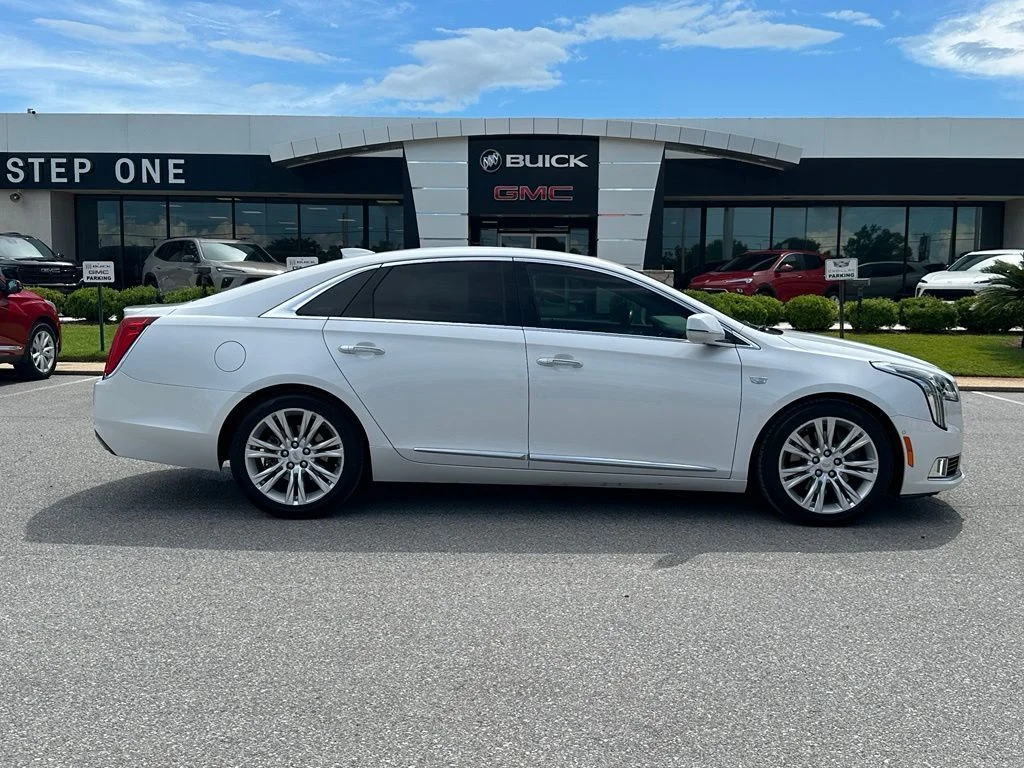 Used 2019 White Cadillac Luxury image 7