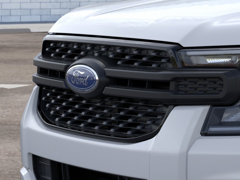 New 2026 Oxford White Ford XL image 17