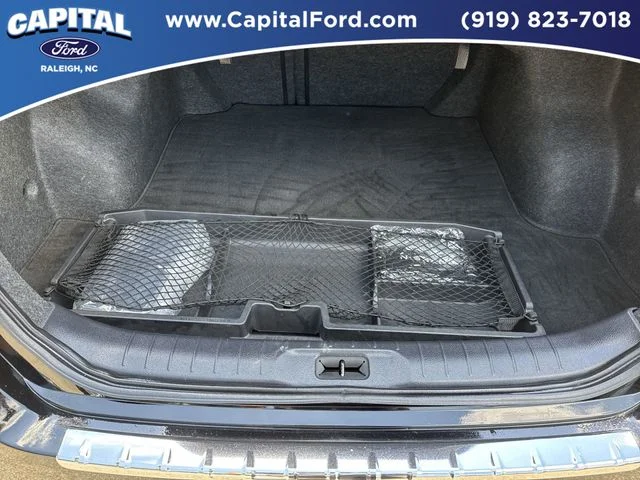 Used 2022 Black Nissan 2.5 SR image 16