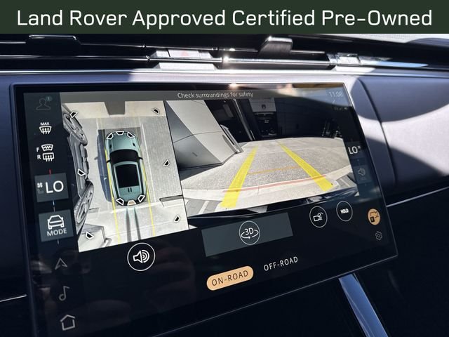 Certified Used 2025 Santorini Black Land Rover Dynamic SE image 17